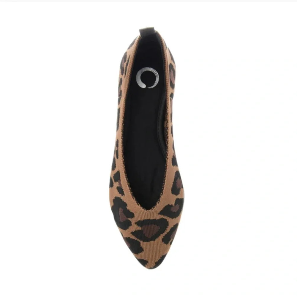 Journee Collection Tayleen Flats - Leopard / Cheetah print